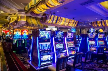 hoki108bet Live Casino Tables, Real Dealers, Your Lobby